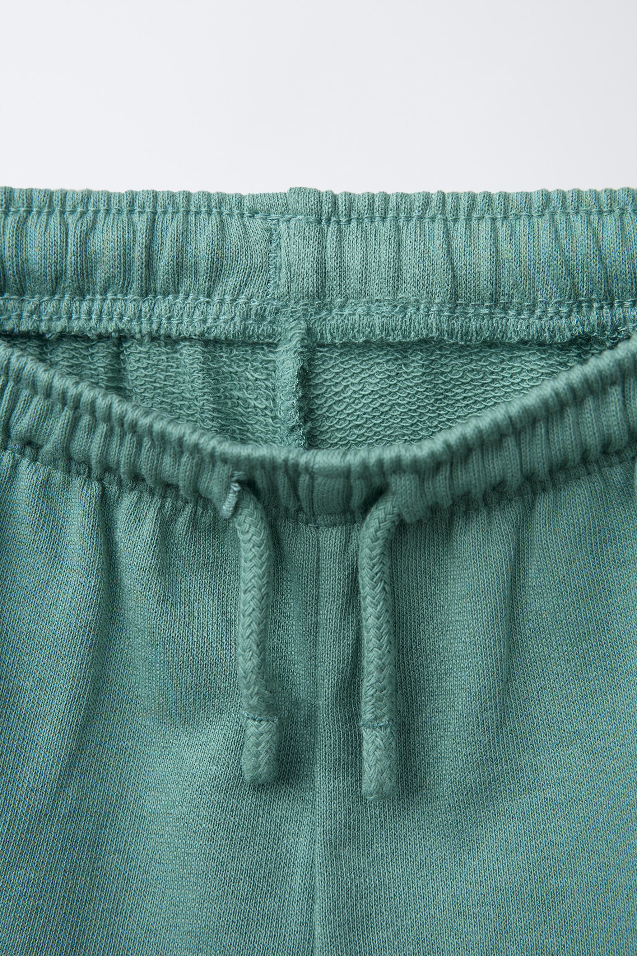 JOGGING SET WITH LABEL